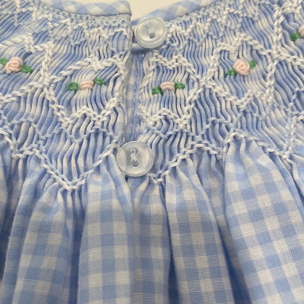 Classic smocked dress - Picture 5 of 6